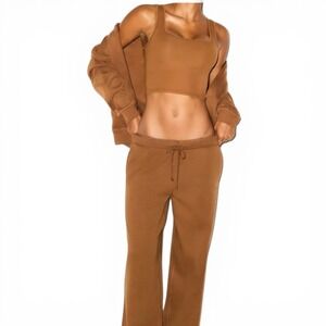 SKIMS Cotton Fleece Classic Straight Leg Womens M Bison Brown Sweatpants NEW
